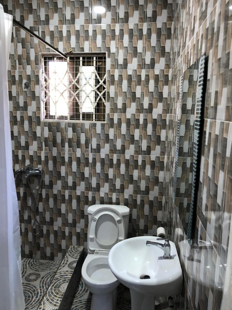 Bonsukoda Lodge Madina Dış mekan fotoğraf