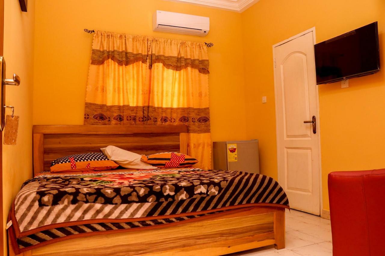 Bonsukoda Lodge Madina Dış mekan fotoğraf