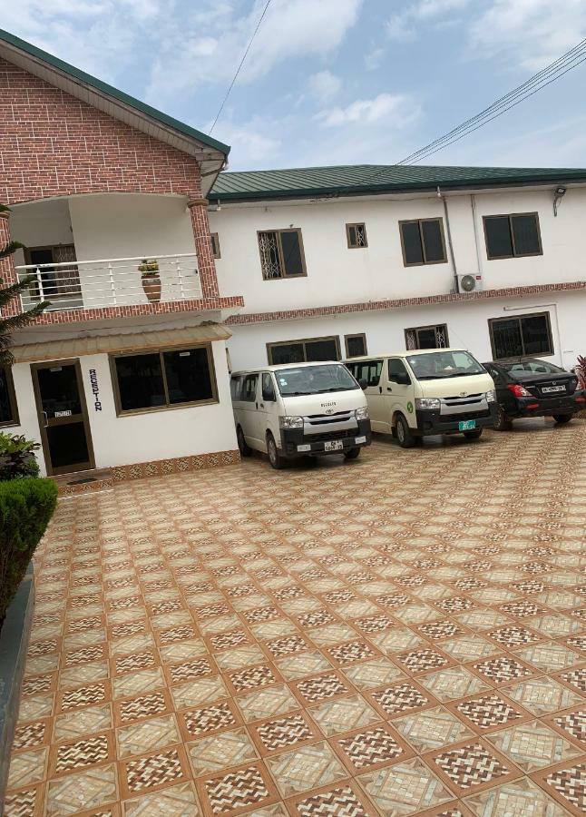 Bonsukoda Lodge Madina Dış mekan fotoğraf